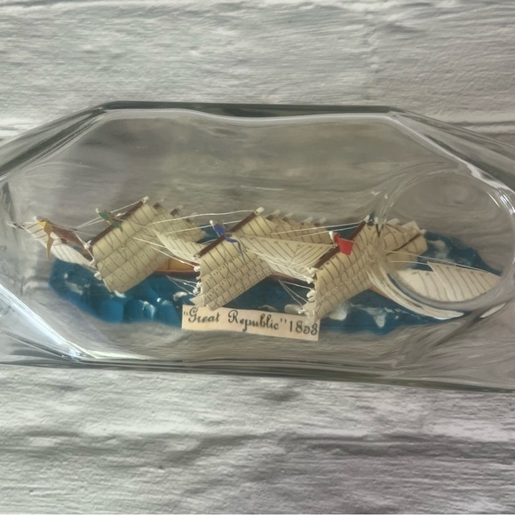 Vintage "Great Republic 1853" Ship In Bottle Handmade In England - Picture 6 of 13